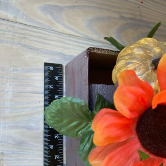 Table Centerpiece Fall Harvest Floral Box Thanksgiving Fall Leaves and Pumpkins - Picture 13 of 14